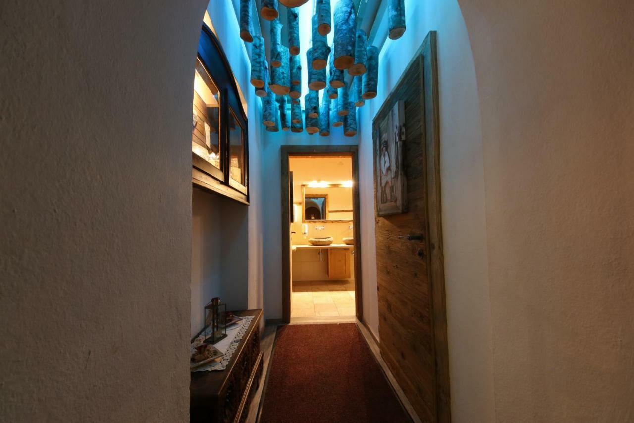 מלון סנט אולריך אם פילרסי Gasthof St. Adolari מראה חיצוני תמונה