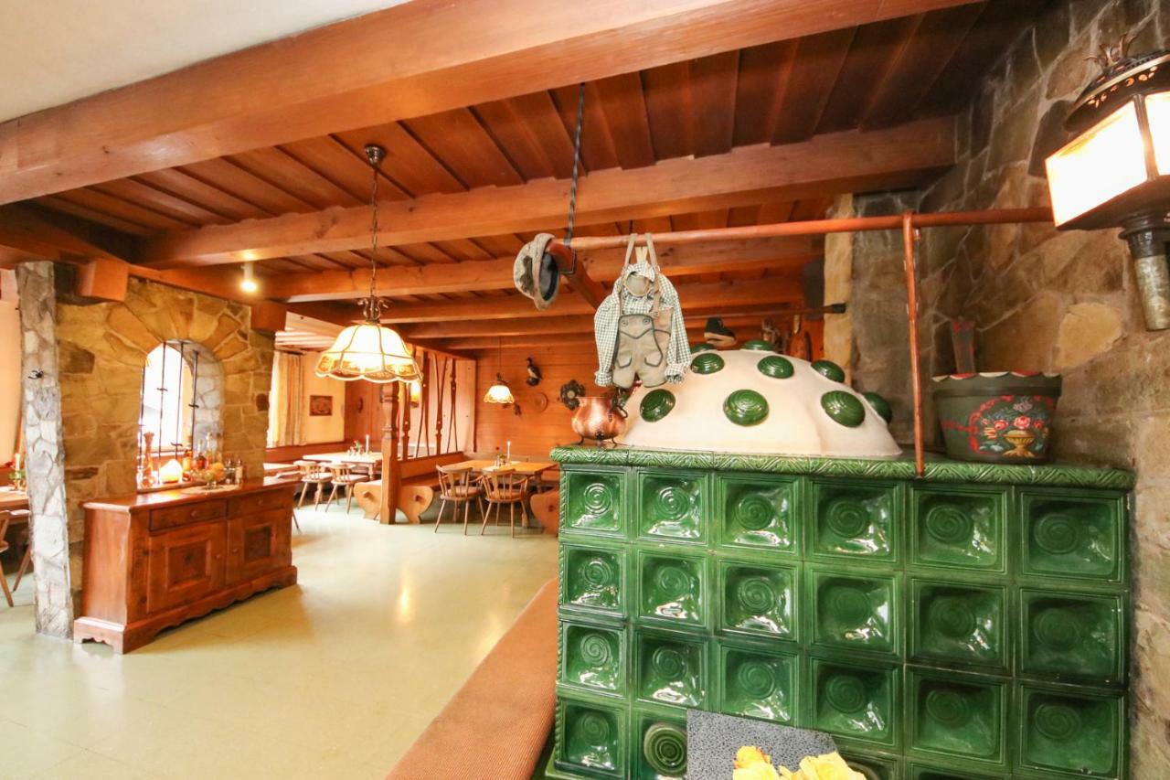 מלון סנט אולריך אם פילרסי Gasthof St. Adolari מראה חיצוני תמונה